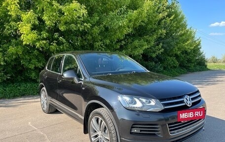 Volkswagen Touareg III, 2011 год, 2 290 000 рублей, 6 фотография