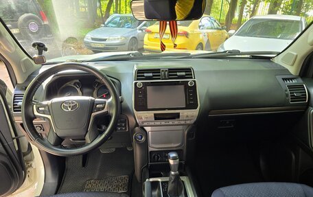 Toyota Land Cruiser Prado 150 рестайлинг 2, 2019 год, 4 999 000 рублей, 6 фотография