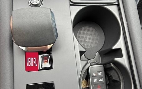 Land Rover Discovery IV, 2022 год, 8 200 000 рублей, 6 фотография