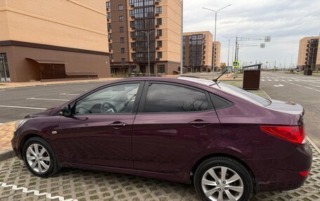 Hyundai Solaris II рестайлинг, 2011 год, 520 000 рублей, 4 фотография