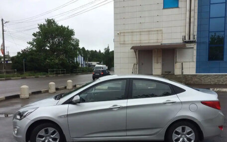 Hyundai Solaris II рестайлинг, 2016 год, 550 000 рублей, 3 фотография