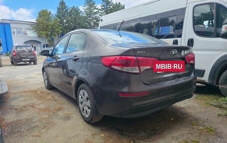 KIA Rio III рестайлинг, 2016 год, 999 000 рублей, 4 фотография