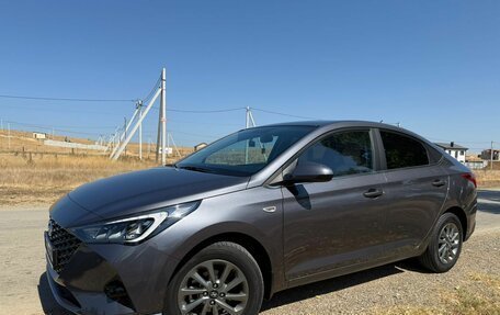 Hyundai Solaris II рестайлинг, 2022 год, 1 950 000 рублей, 6 фотография