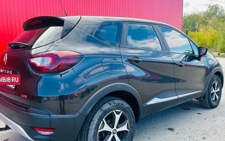 Renault Kaptur I рестайлинг, 2018 год, 1 500 000 рублей, 2 фотография
