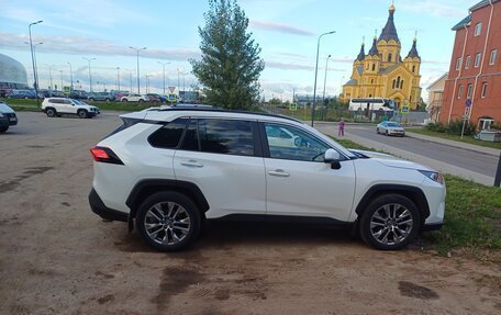 Toyota RAV4, 2021 год, 3 200 000 рублей, 3 фотография