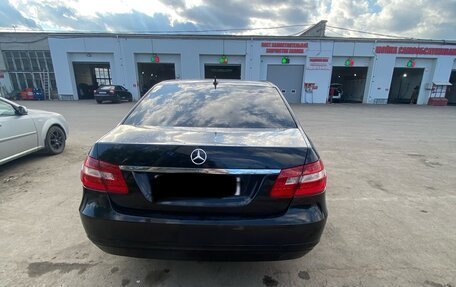 Mercedes-Benz E-Класс, 2009 год, 1 250 000 рублей, 3 фотография
