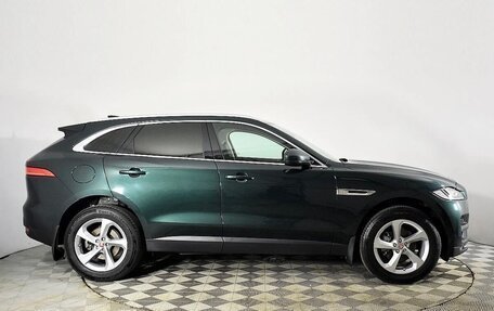 Jaguar F-Pace, 2017 год, 2 700 000 рублей, 2 фотография