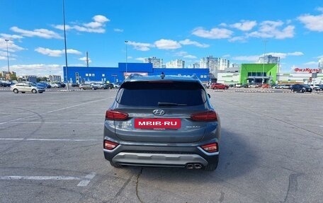Hyundai Santa Fe III рестайлинг, 2018 год, 3 300 000 рублей, 4 фотография