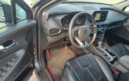 Hyundai Santa Fe III рестайлинг, 2018 год, 3 300 000 рублей, 20 фотография