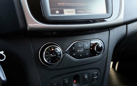 Renault Sandero II рестайлинг, 2014 год, 763 000 рублей, 9 фотография