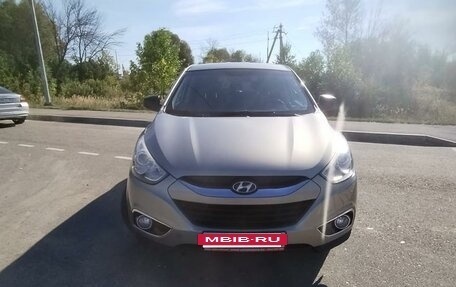 Hyundai ix35 I рестайлинг, 2010 год, 1 200 000 рублей, 2 фотография
