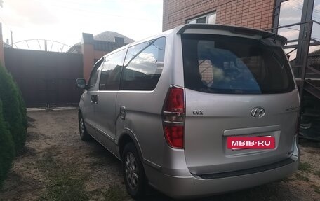 Hyundai Grand Starex Grand Starex I рестайлинг 2, 2009 год, 1 300 000 рублей, 6 фотография