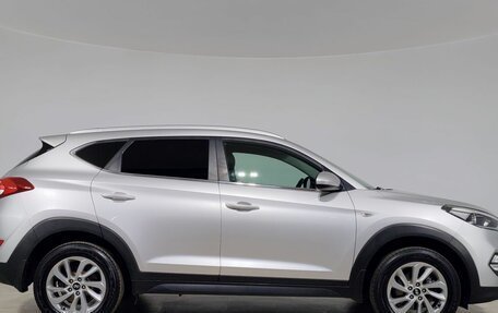 Hyundai Tucson III, 2018 год, 2 050 000 рублей, 4 фотография