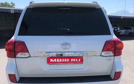 Toyota Land Cruiser 200, 2014 год, 5 300 000 рублей, 3 фотография
