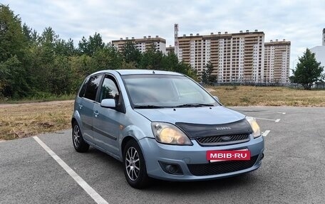 Ford Fiesta, 2006 год, 300 000 рублей, 2 фотография