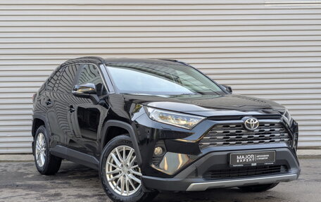 Toyota RAV4, 2020 год, 3 285 000 рублей, 3 фотография