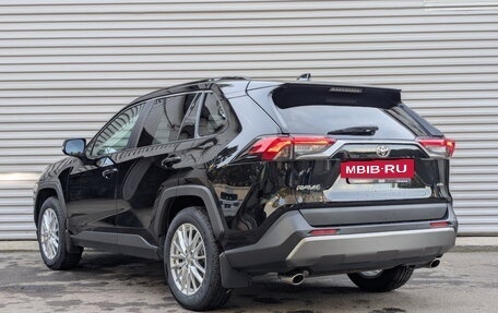 Toyota RAV4, 2020 год, 3 285 000 рублей, 6 фотография