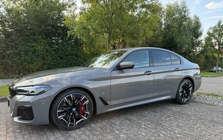 BMW 5 серия, 2022 год, 7 100 000 рублей, 7 фотография