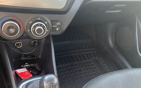 KIA Rio III рестайлинг, 2012 год, 720 000 рублей, 3 фотография