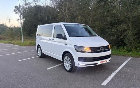 Volkswagen Caravelle T6 рестайлинг, 2017 год, 3 050 000 рублей, 5 фотография