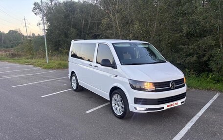 Volkswagen Caravelle T6 рестайлинг, 2017 год, 3 050 000 рублей, 6 фотография
