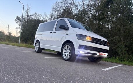 Volkswagen Caravelle T6 рестайлинг, 2017 год, 3 050 000 рублей, 7 фотография