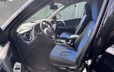 Toyota RAV4, 2017 год, 2 260 000 рублей, 5 фотография