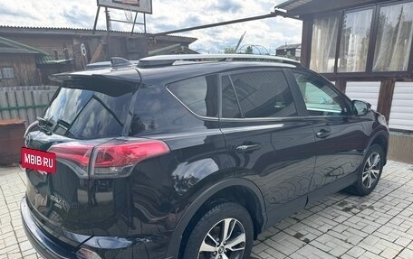 Toyota RAV4, 2017 год, 2 260 000 рублей, 4 фотография