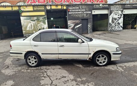 Nissan Sunny B15, 1999 год, 100 000 рублей, 4 фотография
