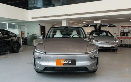 Tesla Model Y I, 2025 год, 8 400 000 рублей, 2 фотография