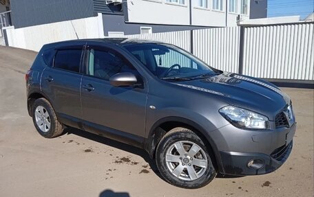 Nissan Qashqai, 2011 год, 1 050 000 рублей, 2 фотография