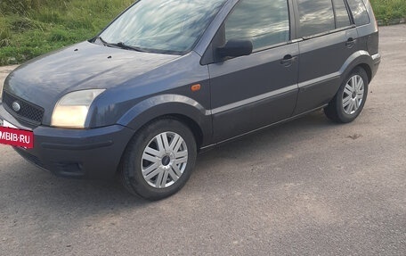 Ford Fusion I, 2002 год, 250 000 рублей, 3 фотография