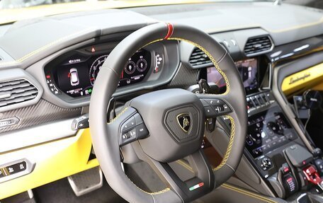 Lamborghini Urus I, 2024 год, 36 000 000 рублей, 7 фотография