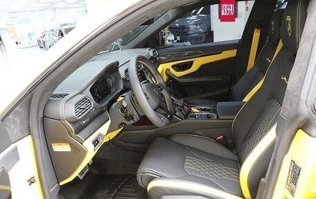 Lamborghini Urus I, 2024 год, 36 000 000 рублей, 9 фотография