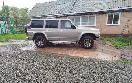 Nissan Patrol, 1993 год, 1 200 000 рублей, 3 фотография