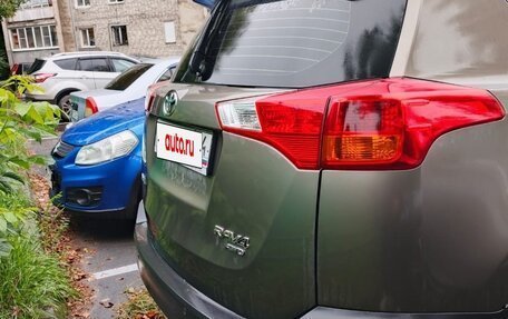 Toyota RAV4, 2013 год, 1 800 000 рублей, 2 фотография