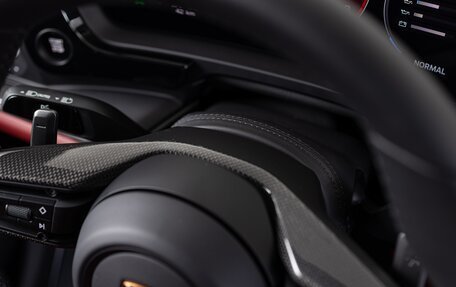 Porsche Cayenne III, 2024 год, 22 290 000 рублей, 17 фотография