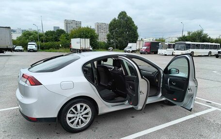 Renault Laguna III рестайлинг, 2010 год, 500 000 рублей, 4 фотография