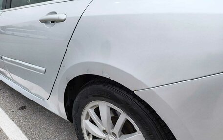 Renault Laguna III рестайлинг, 2010 год, 500 000 рублей, 11 фотография
