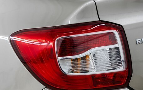 Renault Logan II, 2018 год, 898 000 рублей, 12 фотография