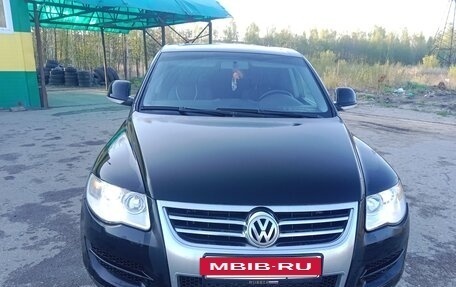Volkswagen Touareg III, 2008 год, 950 000 рублей, 2 фотография