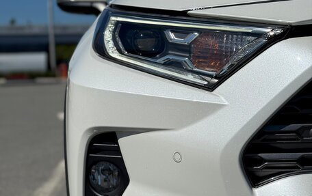 Toyota RAV4, 2019 год, 2 995 000 рублей, 4 фотография