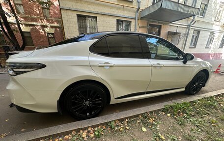 Toyota Camry, 2021 год, 3 000 000 рублей, 4 фотография