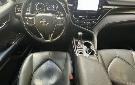 Toyota Camry, 2021 год, 3 000 000 рублей, 5 фотография