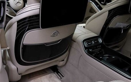 Mercedes-Benz Maybach S-Класс, 2022 год, 23 000 000 рублей, 8 фотография