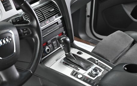 Audi Q7, 2010 год, 1 595 000 рублей, 11 фотография