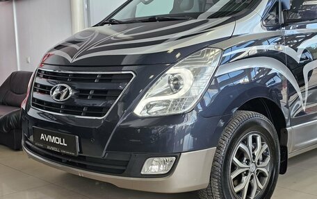 Hyundai Grand Starex Grand Starex I рестайлинг 2, 2016 год, 2 880 000 рублей, 3 фотография