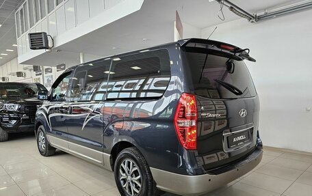 Hyundai Grand Starex Grand Starex I рестайлинг 2, 2016 год, 2 880 000 рублей, 8 фотография