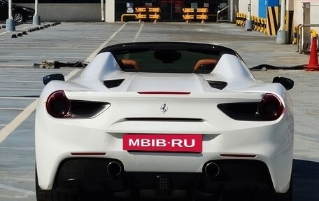 Ferrari 488, 2016 год, 17 634 048 рублей, 8 фотография