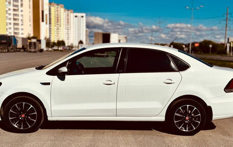 Volkswagen Polo VI (EU Market), 2017 год, 1 090 000 рублей, 3 фотография